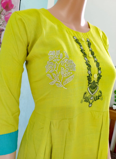 WOMEN KURTA